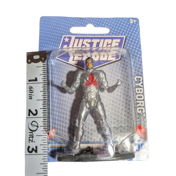 DC Justice League- Cyborg Micro/Mini Collection. Mattel- 3". 2021 New Sealed - Picture 2 of 3